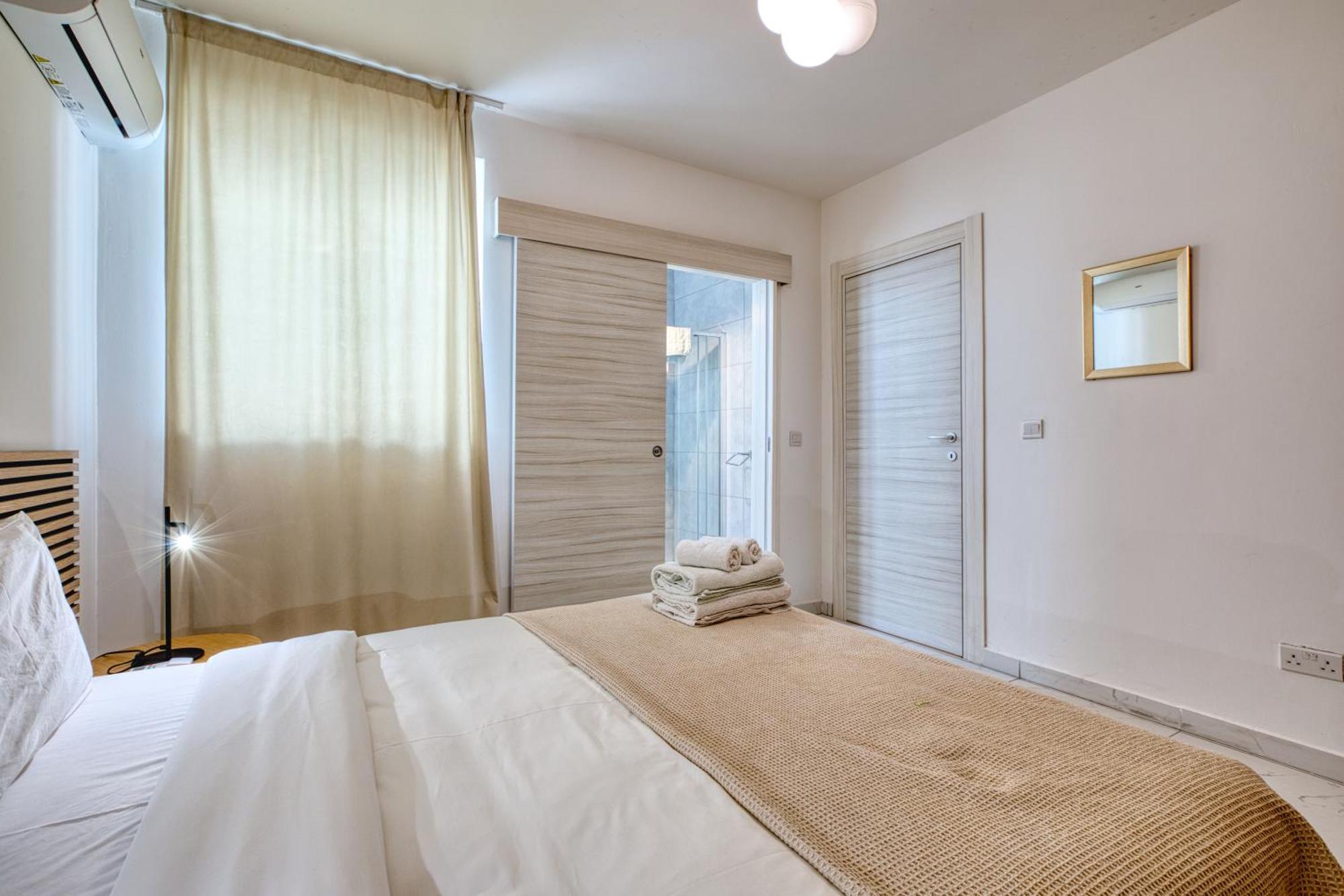 Blu Mar Sea View Apartments 圣保罗湾城 外观 照片